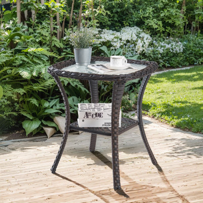Table d'appoint d'extérieur en osier
