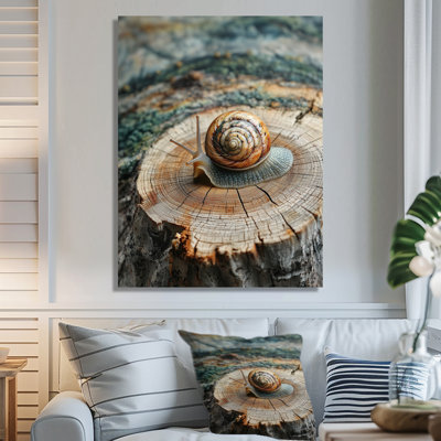 «Snail At The Mountain On Slide» - décoration murale en métal, impression d'art moderne en métal