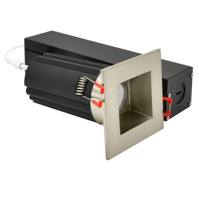 Luxrite 2 po Lumière DEL sans lumière à DEL régressée avec garniture carrée en nickel brossé 5CCT CRI90 à intensité variable, 14 / 20W, faisceau 38 °, 1200 / 1700LM, 120-277V