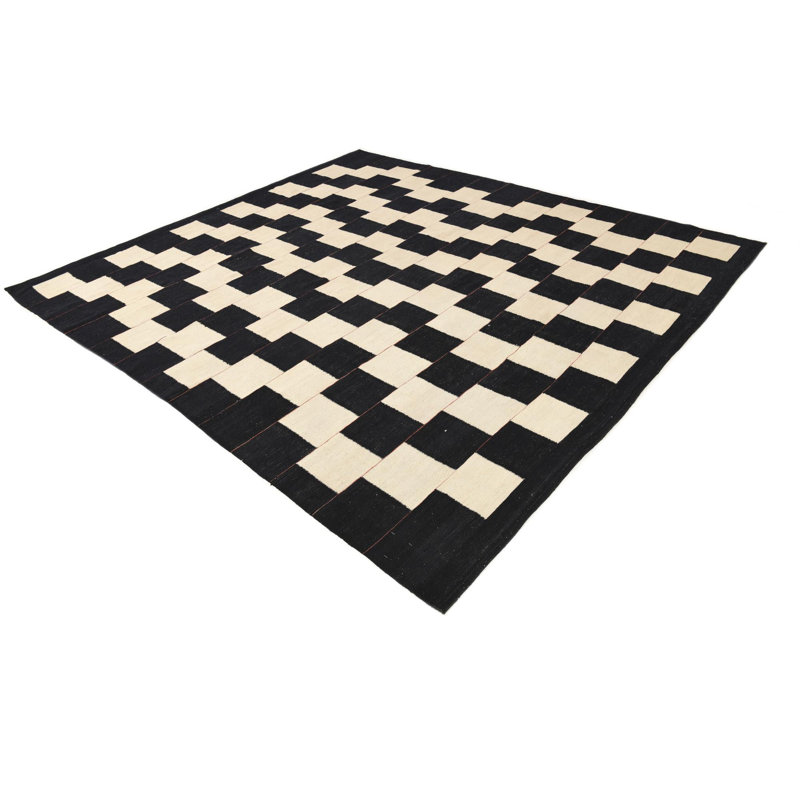 Tapis noir et blanc Ousley