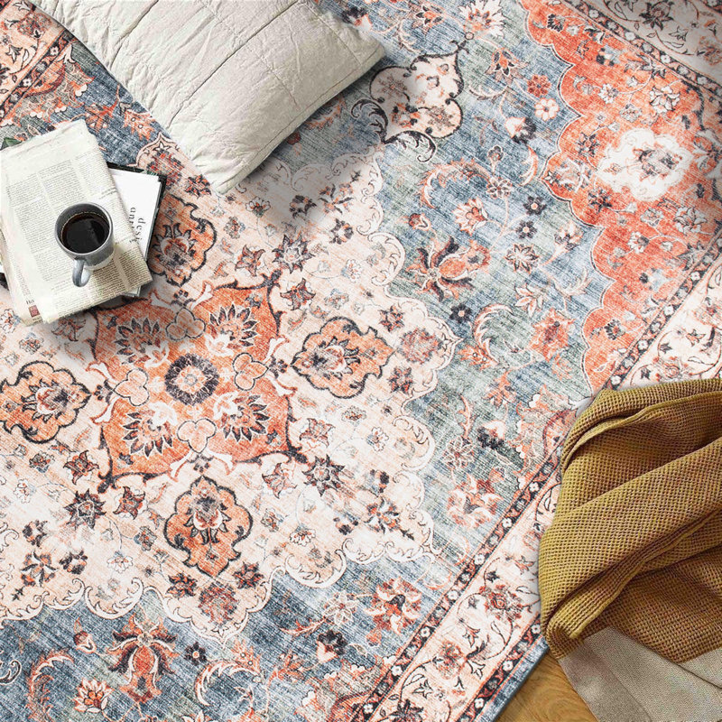 Nelda Washable Oriental Indoor Rug, 2'x6'