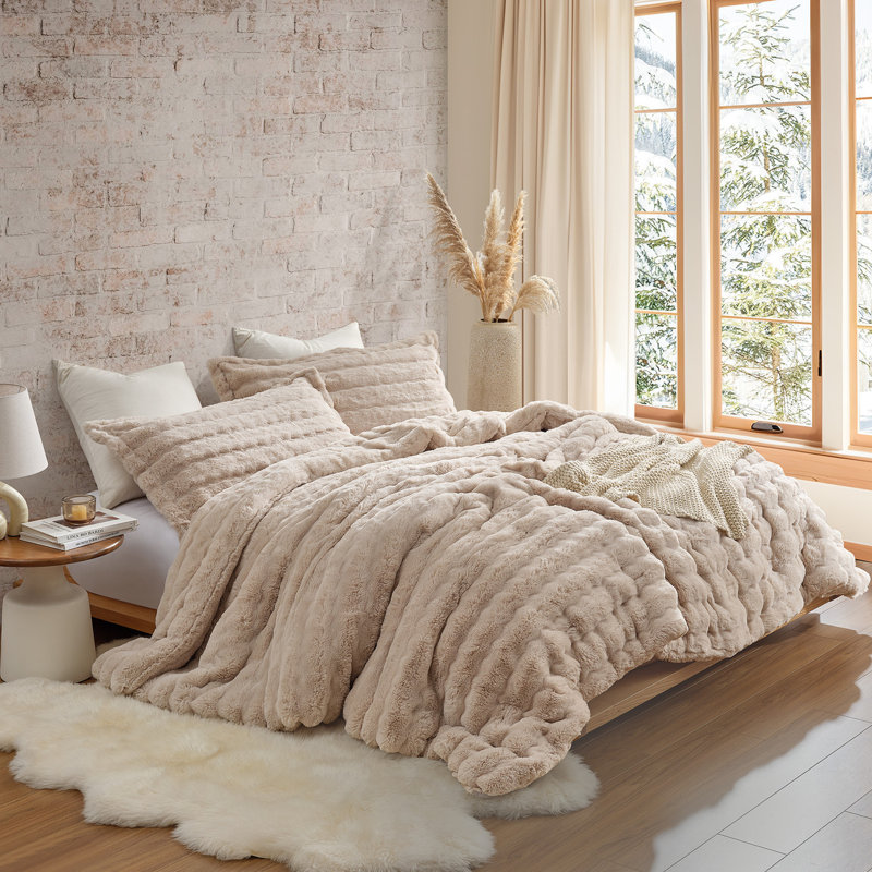 Roll Cakes Chunky Bunny - Coma Inducer Oversized Comforter Set, Desert Snowfall, King