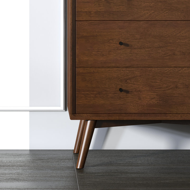 Davondre 31.5'' W 5 - Drawer Dresser, Walnut