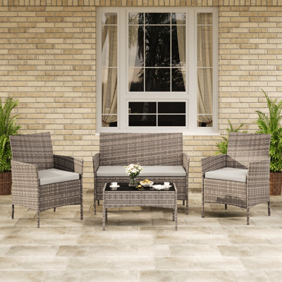 Ensemble de bar d'extérieur 4 pièces - conversation en rotin bistro avec causeuse, 2 chaises, coussins moelleux, table en verre - idéal pour balcon, porche, jardin - rotin brun, coussin rouge