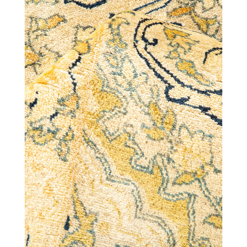 Classic One-of-a-Kind 8' 1" X 9' 10" Hand Knotted Area Rug