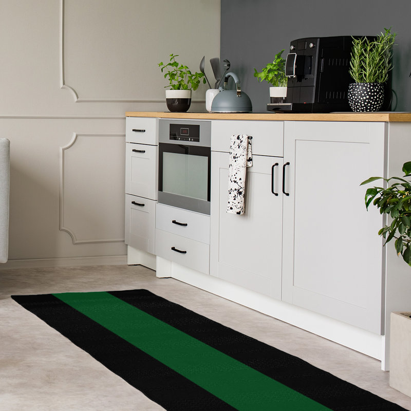 Tapis noir/vert rayé, Tapis de couloir 2 pi 6 po x 8 pi