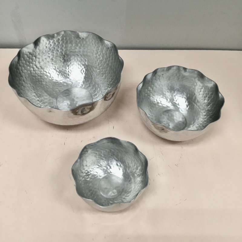 Ensemble de 3 bols martelés en aluminium Dorrace