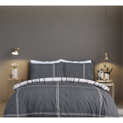 Eddye Cotton Chequered Duvet Cover Set with Pillowcases