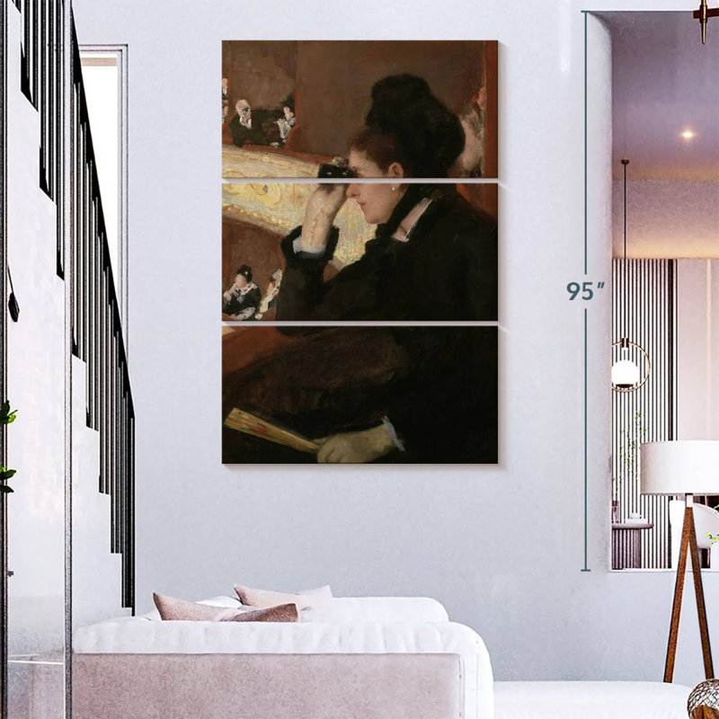 Leisha dans la loge, H 74 po x l 48 po