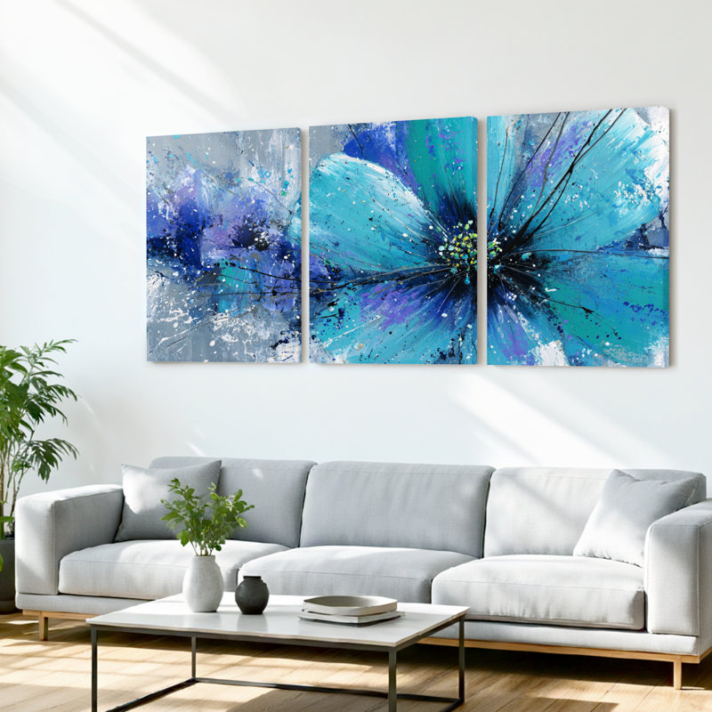 Tableau abstrait de fleurs bleues sur toile tendue, H 36 po x l 72 po