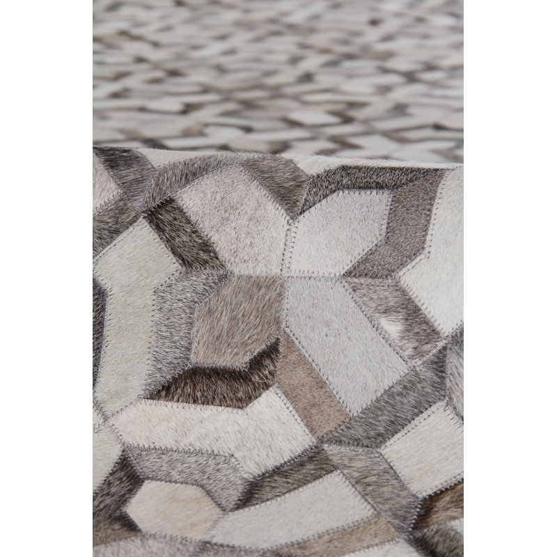 Natural Hide Cowhide Geometric Area Rug, Rectangle 5' x 8'