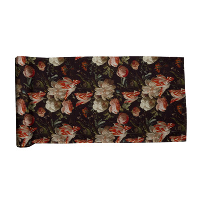 Caerwyn Table Runner