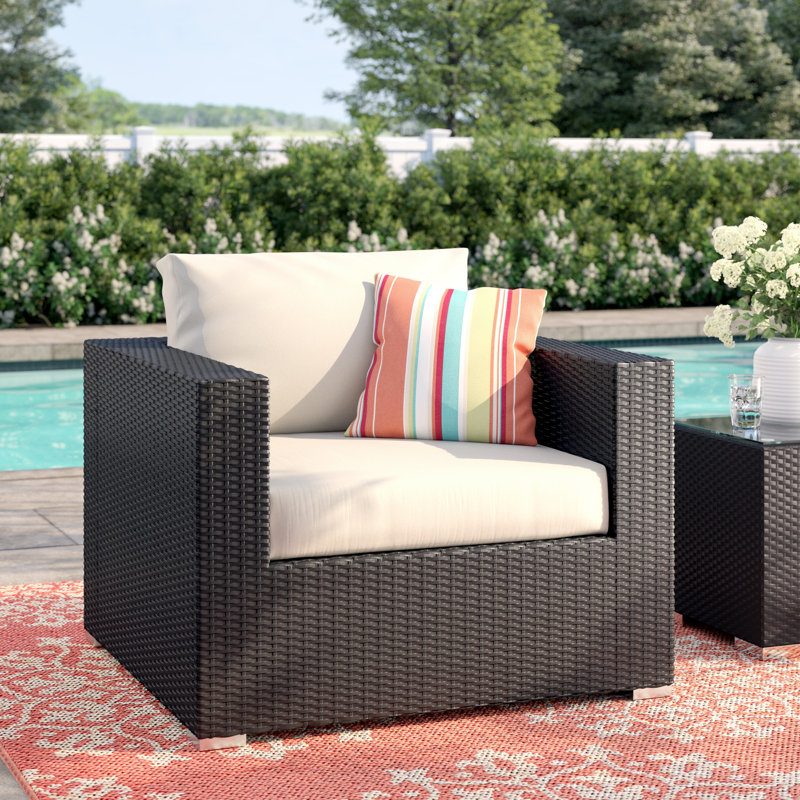 Fauteuil d'extérieur en rotin avec coussins Convene, Blanc