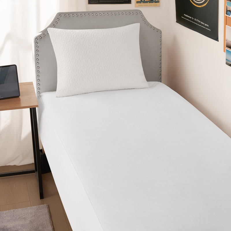 Anti-Bed Bug Waterproof Encasement - Twin XL Dorm Bedding