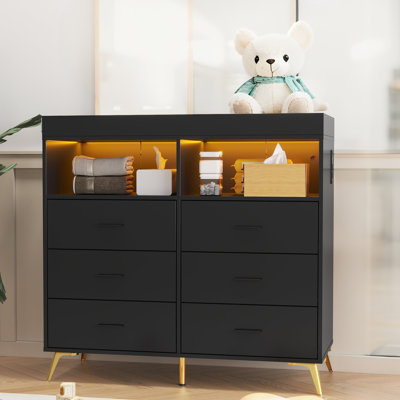 Commode à langer avec tiroirs, prise de courant et DEL - Commode pour bébé avec plateau à langer, organisateur de chambre de bébé et pieds, station à couches pour bébé et nouveau-né