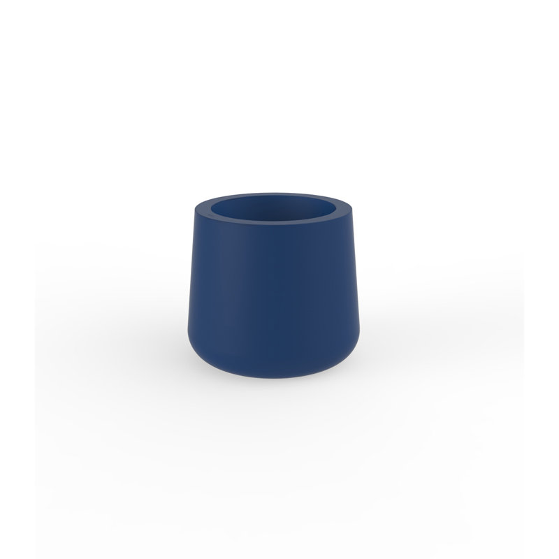 Ulm Plastic Pot Planter, 31.5" H x 35.75" W x 35.75" D, Ecru