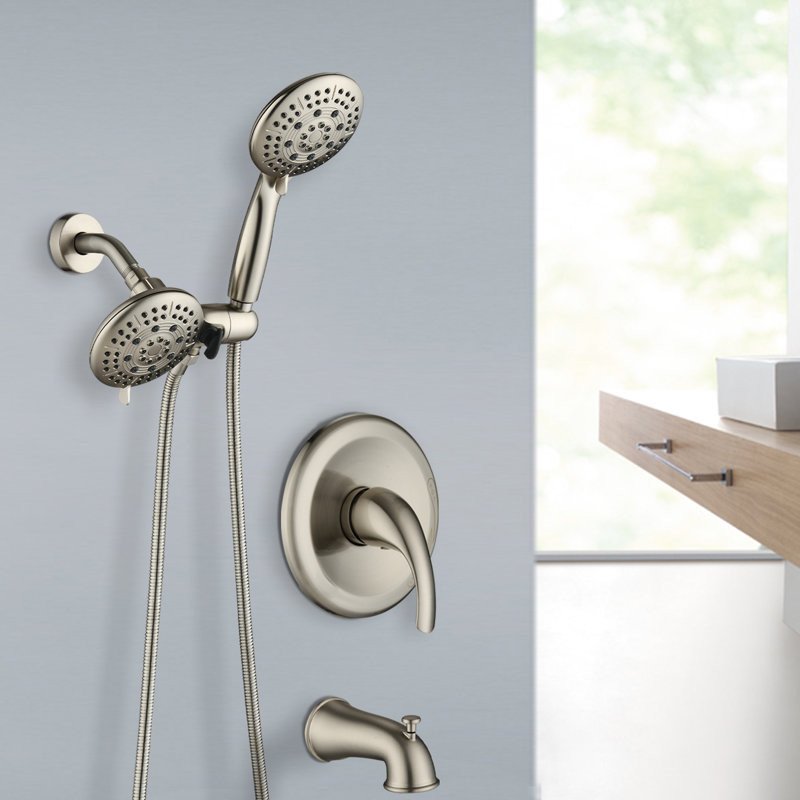 Tête de douche haute à poignée simple 6 fonctions avec douchette et bec de baignoire - Fixation murale, fixe, double jet, structure entièrement en métal, débit de 1,8 gallon par minute, pluie au fini nickel brossé, eau réglable