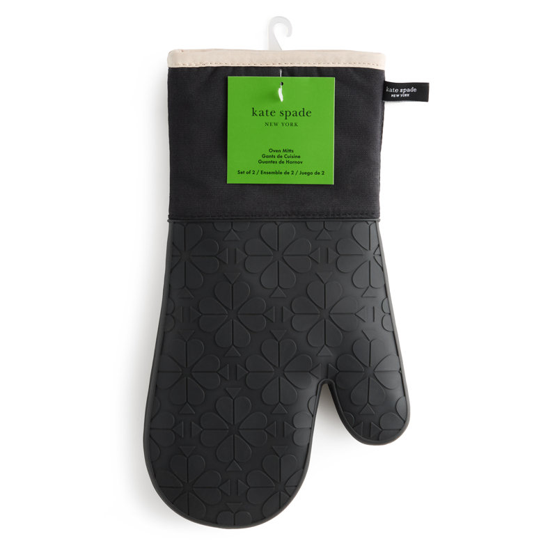 Kate Spade New York Spade Flower 7"x13" Soft Silicone Oven Mitt, Black/Ivory