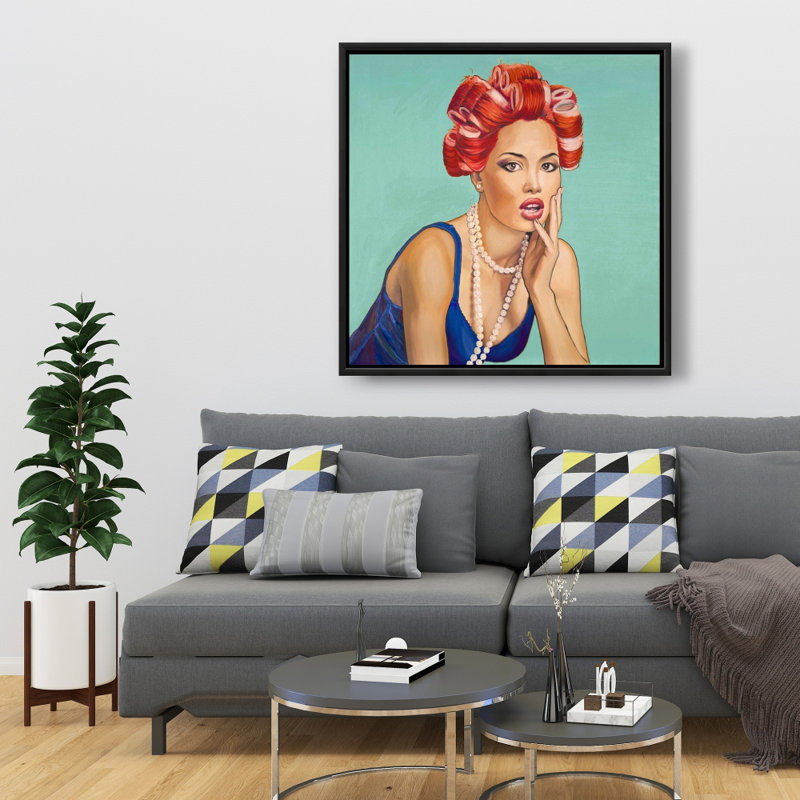 «Pin Up Girl With Curler» sur toile