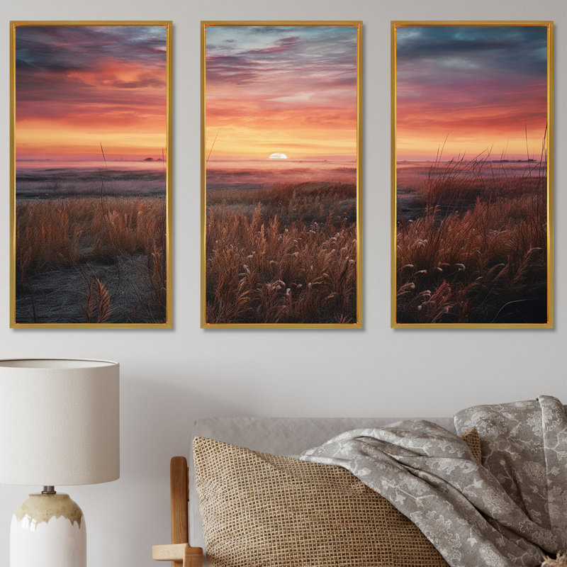 Tranquil Prairies At Sunrise I - ensemble d'art mural sur toile Prairies, Cadre flottant doré, H 28 po x l 36 po x P 1 po