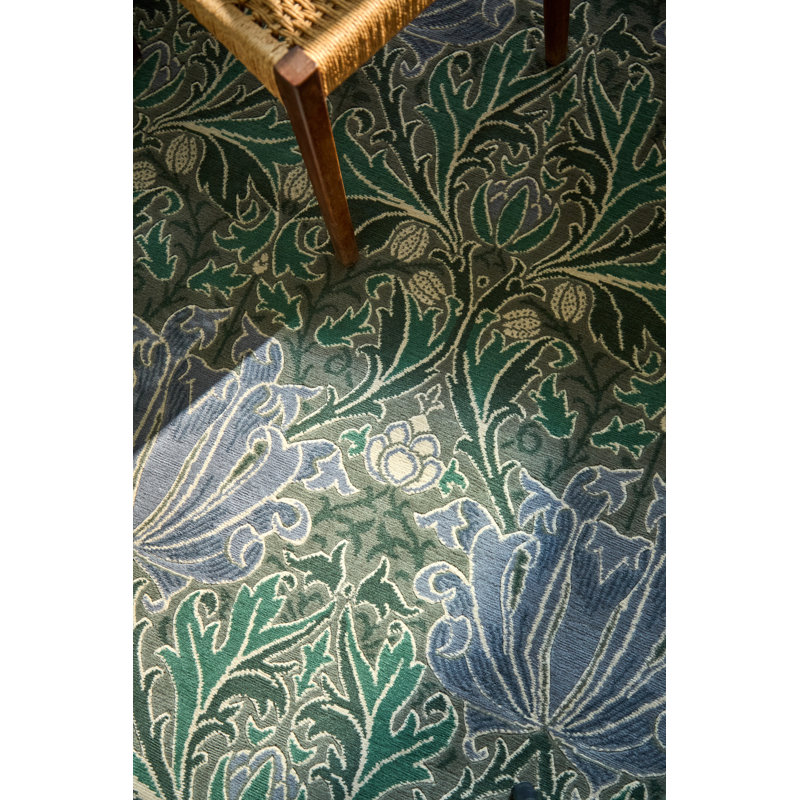Helena Handmade Wool Floral Area Rug, Rectangle 8'2 x 11'6