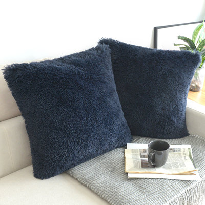 Housse de coussin carrée en fausse fourrure