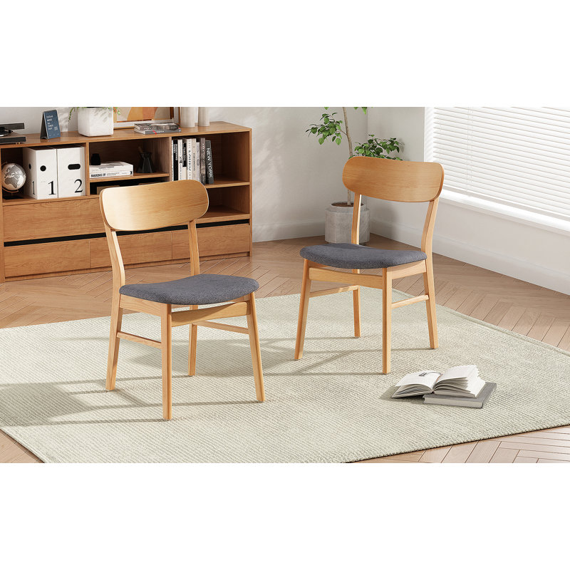 Chaise en tissu