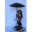 Fontaine en bronze, deux grenouilles avec parasol, collection Nifao, 33 po x 33 po x H 51 po