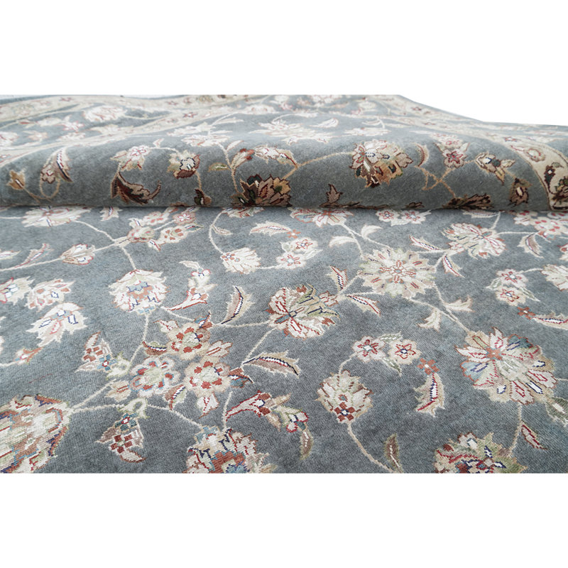 Hand-Knotted High-Quality Gray Area Rug