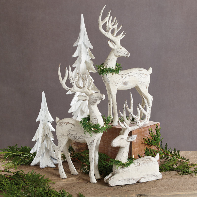 Trio de cerfs blanchis à la chaux