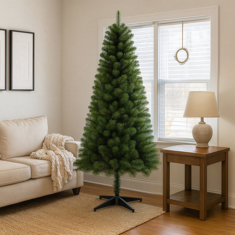 Arbre de Noël artificiel à charnière non éclairé 6 pi avec 582 pointes