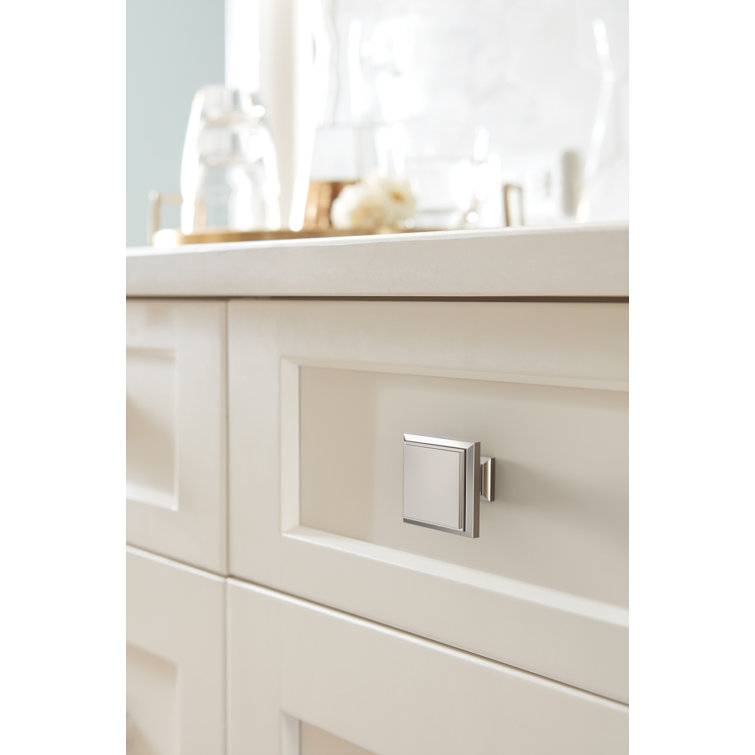 Appoint 1 1/4" Length Square Knob