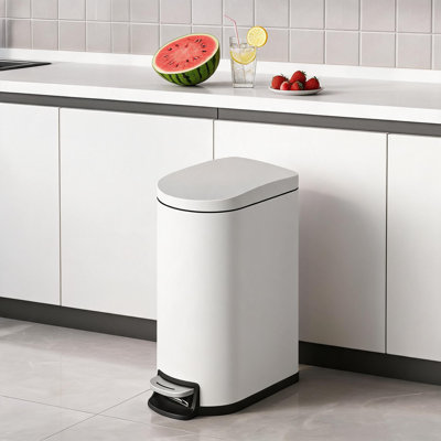 Poubelle à pédale en acier inoxydable 6 L, petite poubelle de salle de bain avec couvercle, mince | Poubelle à pédale avec seau intérieur pour chambre, panier à papier étroit à pédale avec fermeture en douceur et maintien de l'ouverture