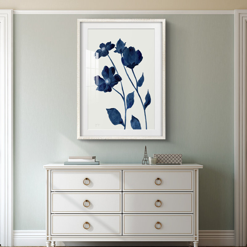 Indigo Bloom I - impression encadrée, H 28,5 po x l 20,5 po, Blanc
