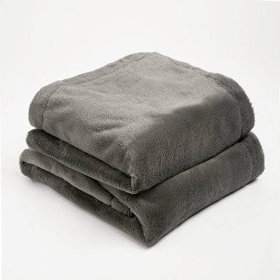 Raynette Blanket