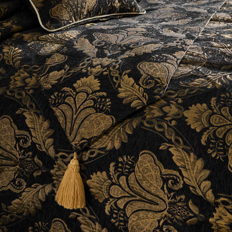 Shiraz Jacquard Polyester Bed Runner