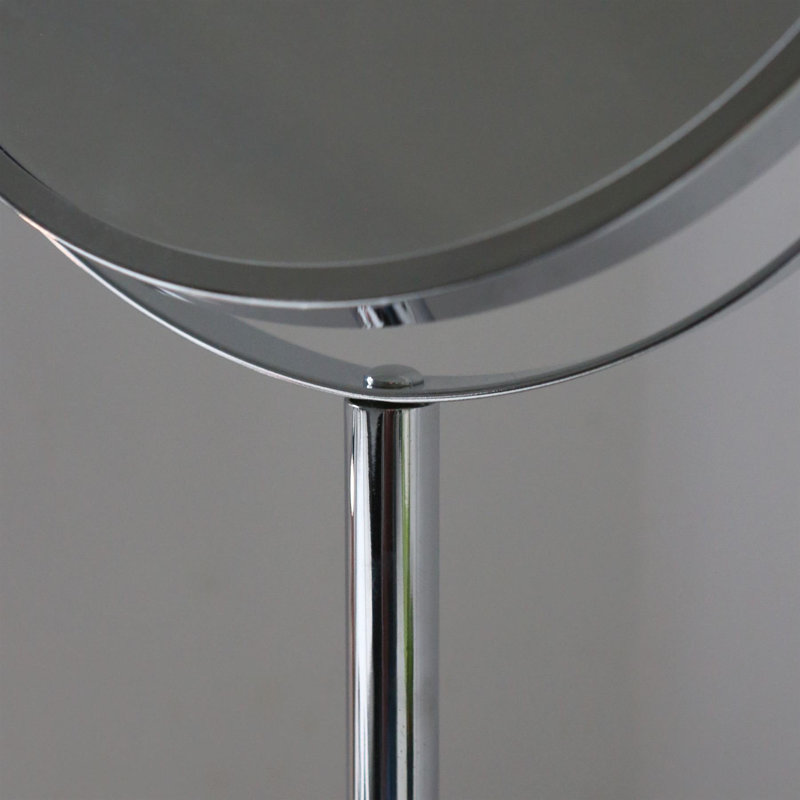 Harbour Housewares - Magnifying Pedestal Mirror, Chrome