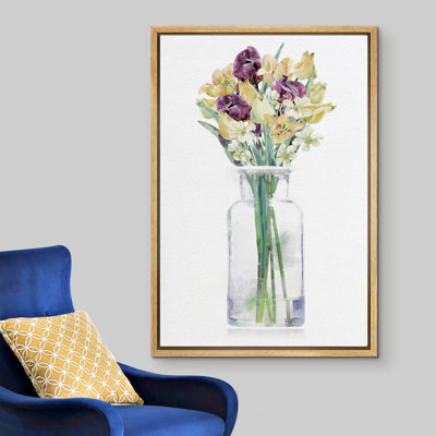 Fleurs d'iris mauves et jaunes dans un vase en verre, plantes florales, aquarelle, art moderne, pastel rustique