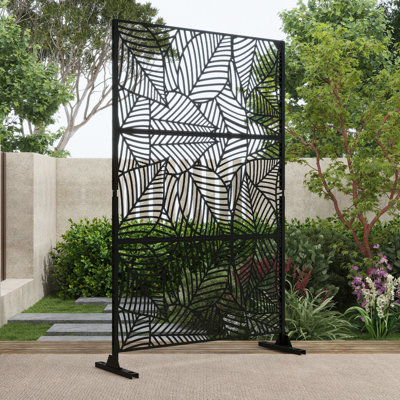 Pacifa Series 6 ft. H x 4 ft. W Metal Privacy Screen With Flowleaf Pattern by UIXE