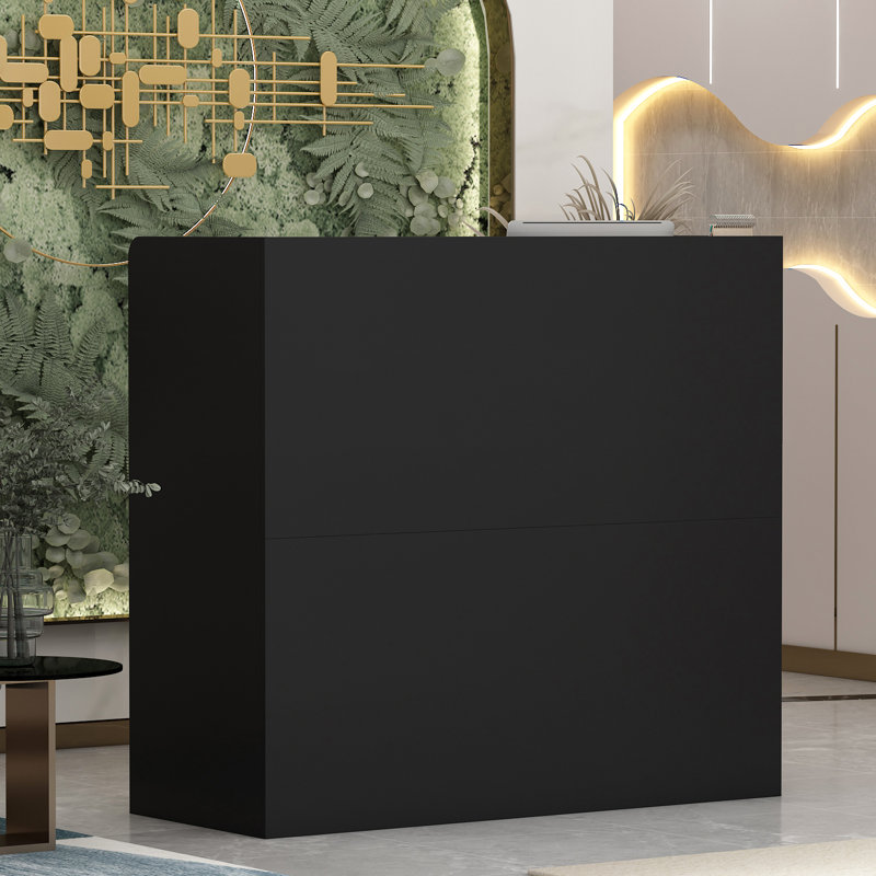 Dominika Executive Desk, Black