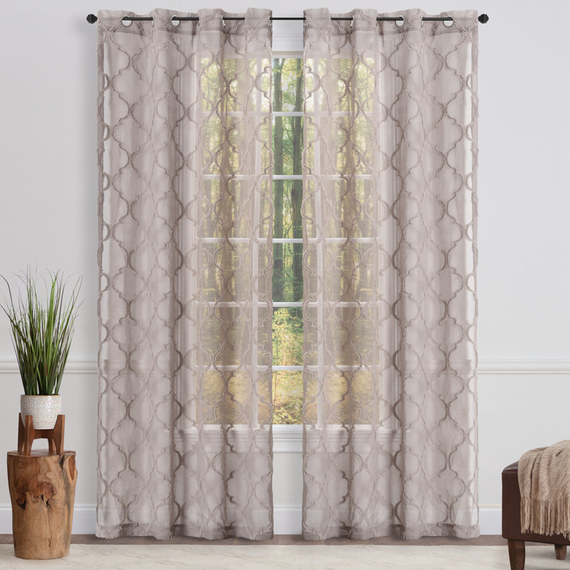 Paire de rideaux transparents avec œillets Ashat, Taupe, L 52 po x L 108 po