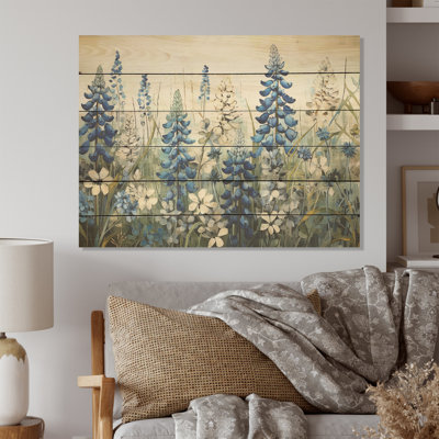 Élégant bleu et beige Bonnets Meadow I - Blue Bonnets, art mural sur bois de pin naturel