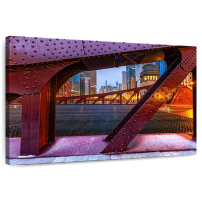 Lilie Chicago Marshall, pont de Suloway