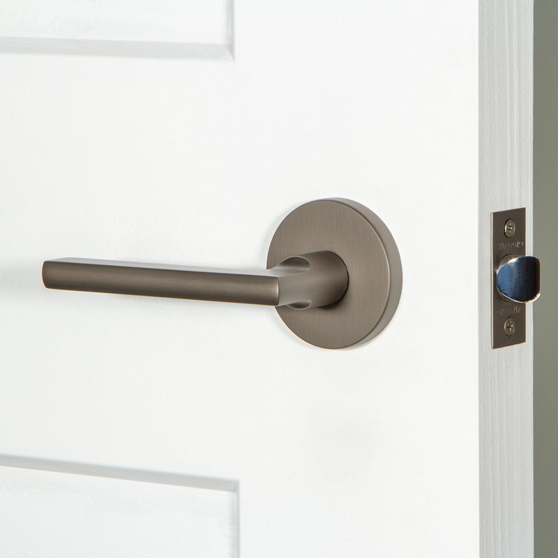 Viaggio Circolo Rosette Privacy (Bed & Bath) with Milano Lever, 2.375", Left, Titanium Gray