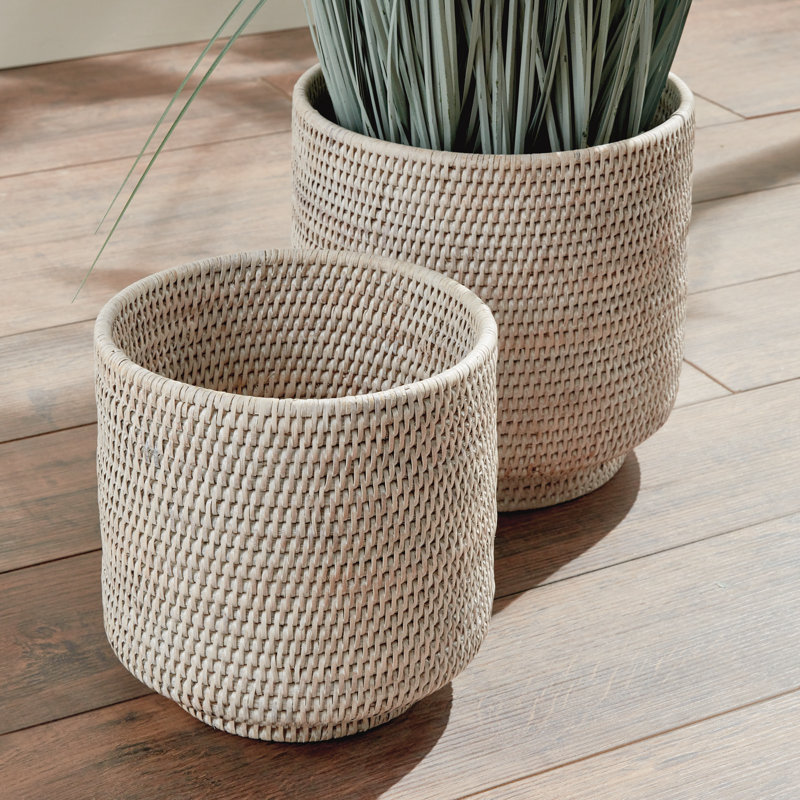 BURMA RATTAN CACHEPOTS LARGE, White