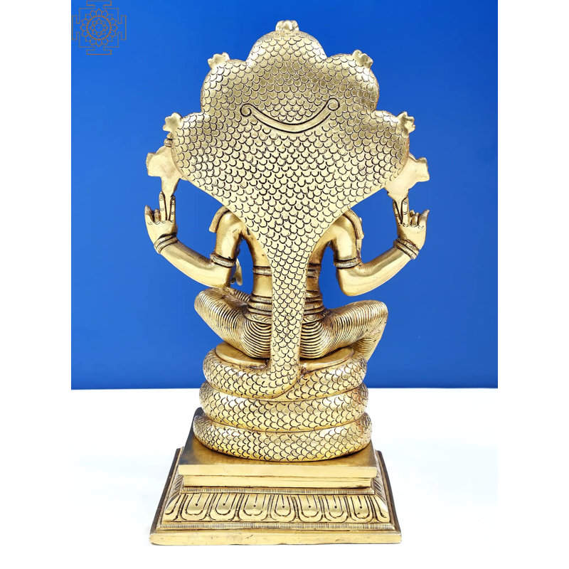 Figurine Bhawawan Vishnu assise sur un Sheshnag