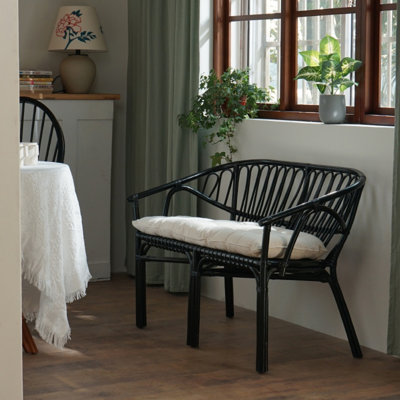 Banc en rotin moderne et simple