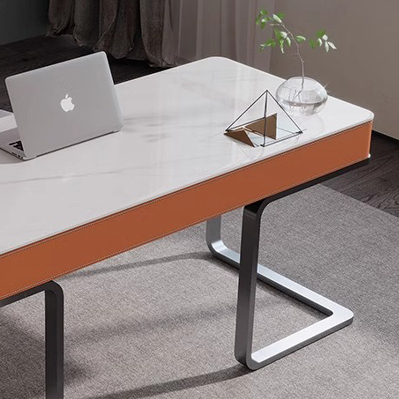 Bureau d'ordinateur avec rangement de style italien, H 29,52 po x l 55,11 po x P 23,62 po, Gris / Blanc / Orange