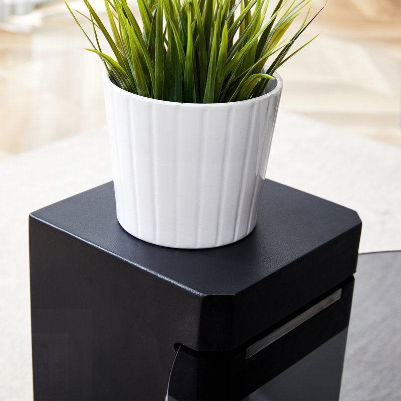 Table basse à deux étages détachable avec un design élégant pour une utilisation flexible de l'espace et une utilisation polyvalente dans de multiples cas de figure