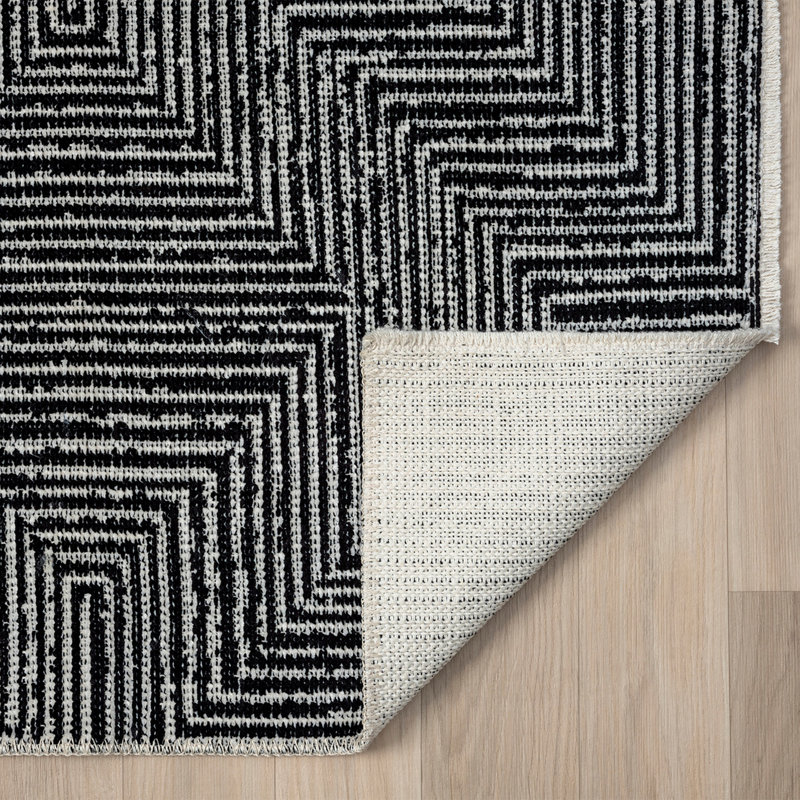 Hosler Performance Washable Indoor Rug, Rectangle 2' x 3'